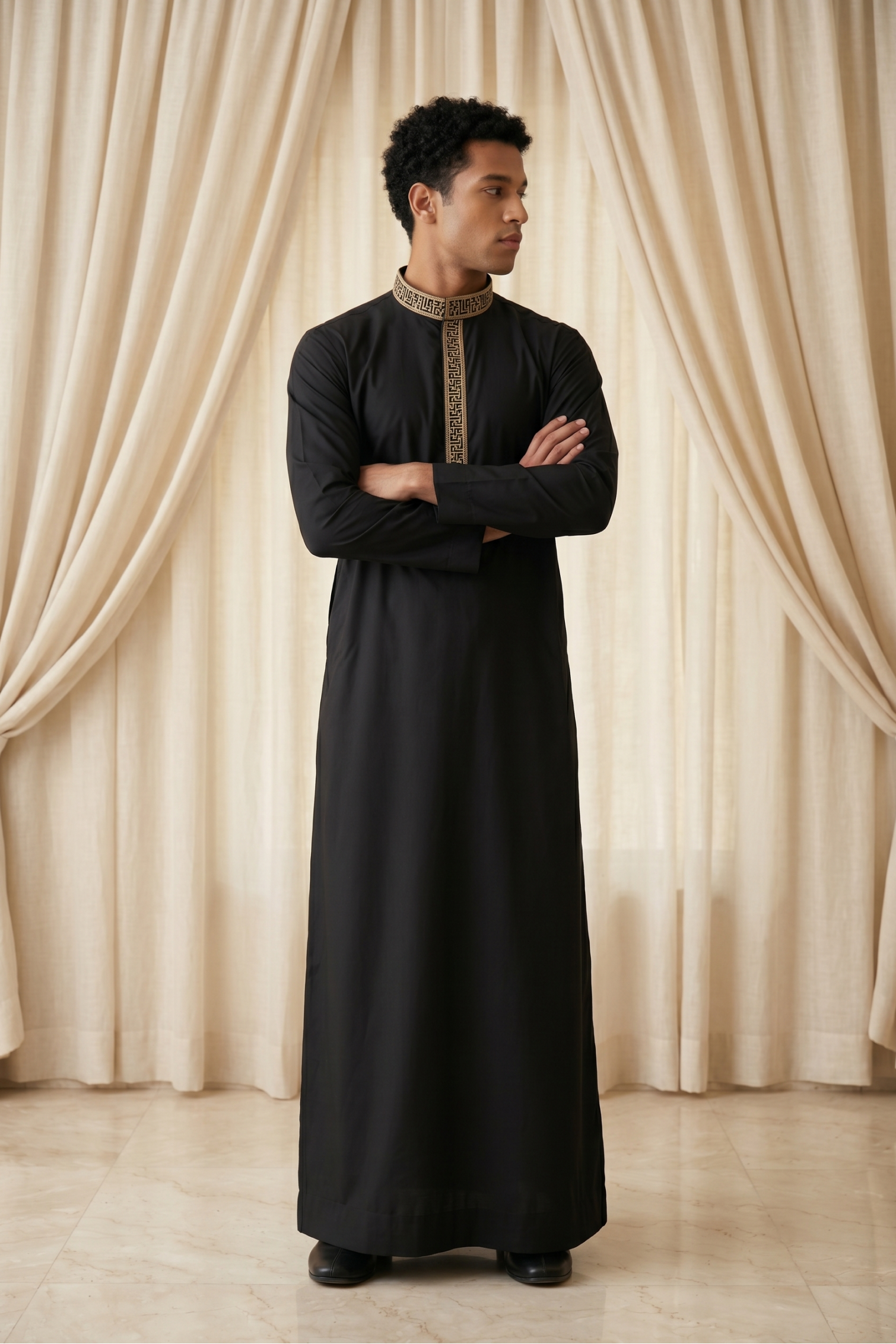 Collar Thobe - Black