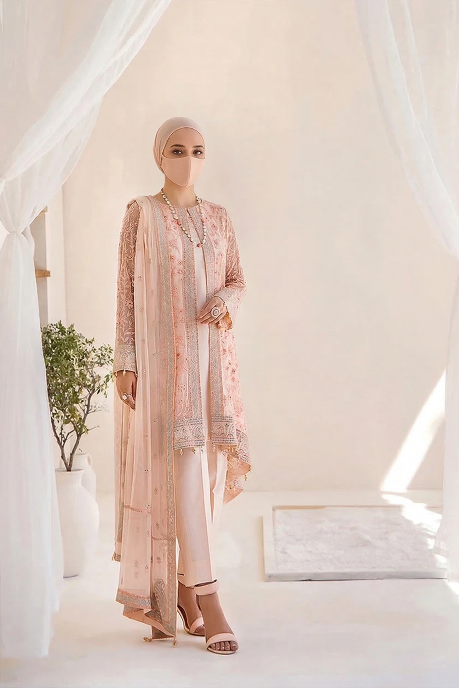 KALASH -3 (-PCS EMBROIDER - HAND EMBELLISHED SUIT)