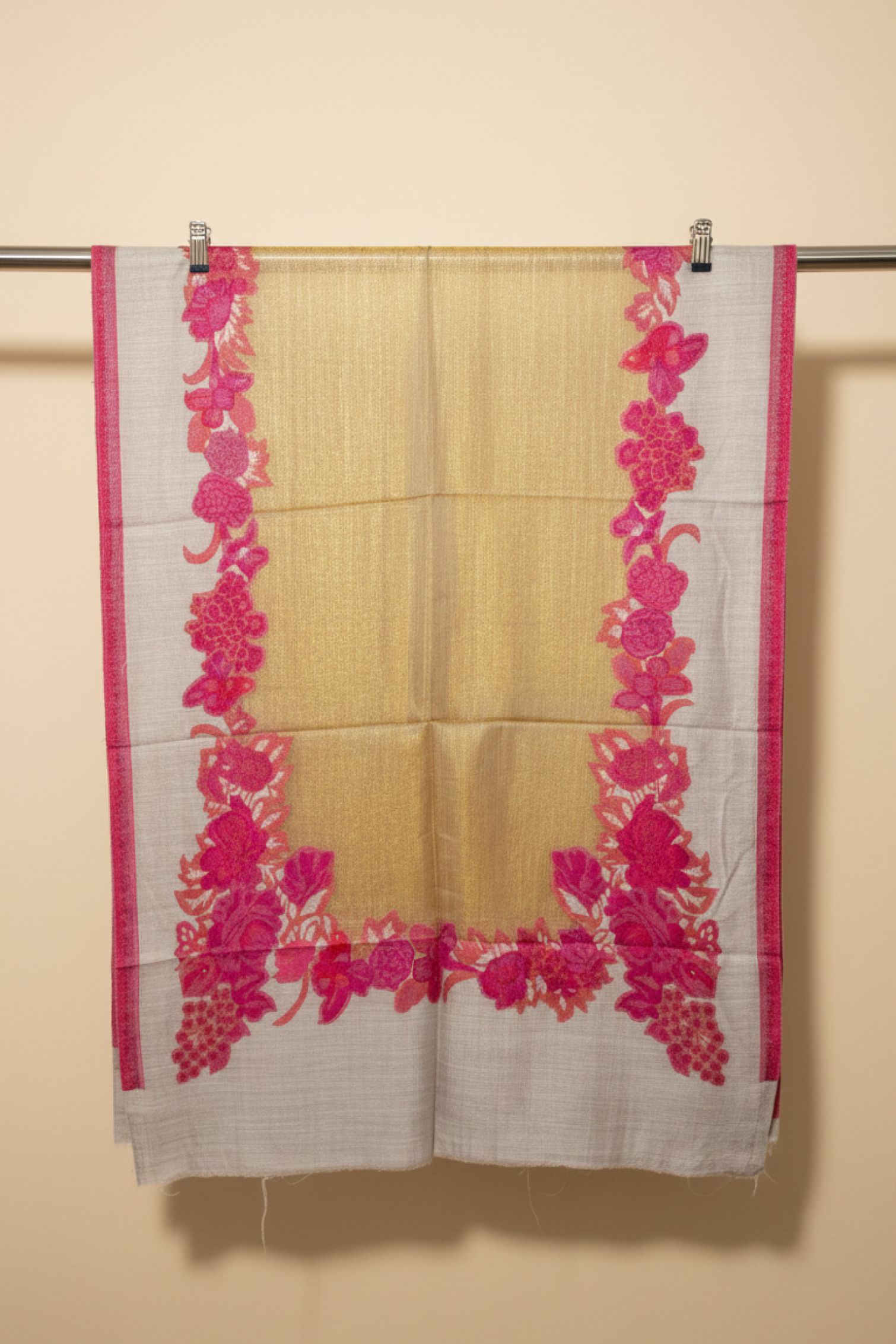M.L Gulab Border Stole