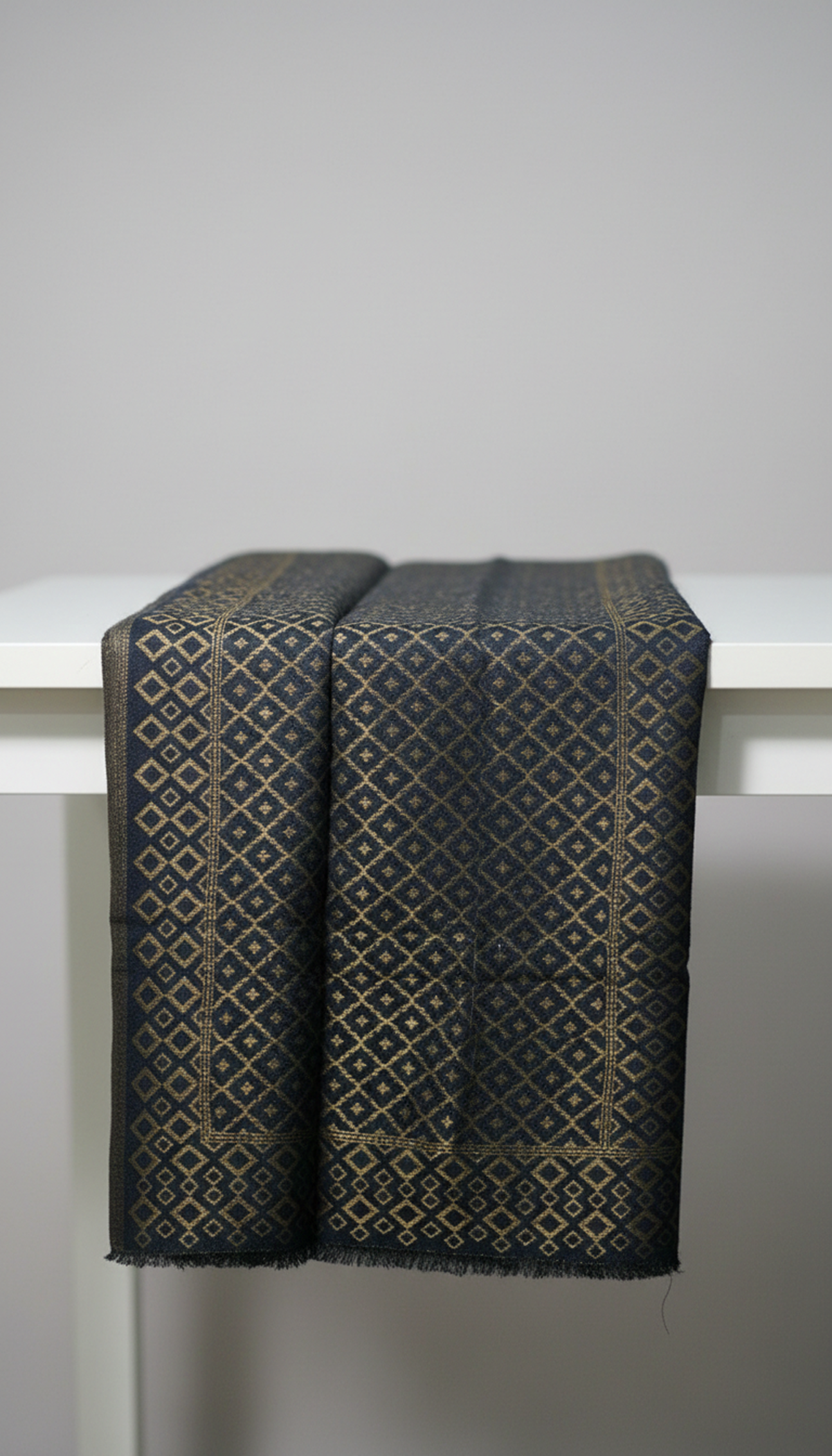 M.L Silk Stole